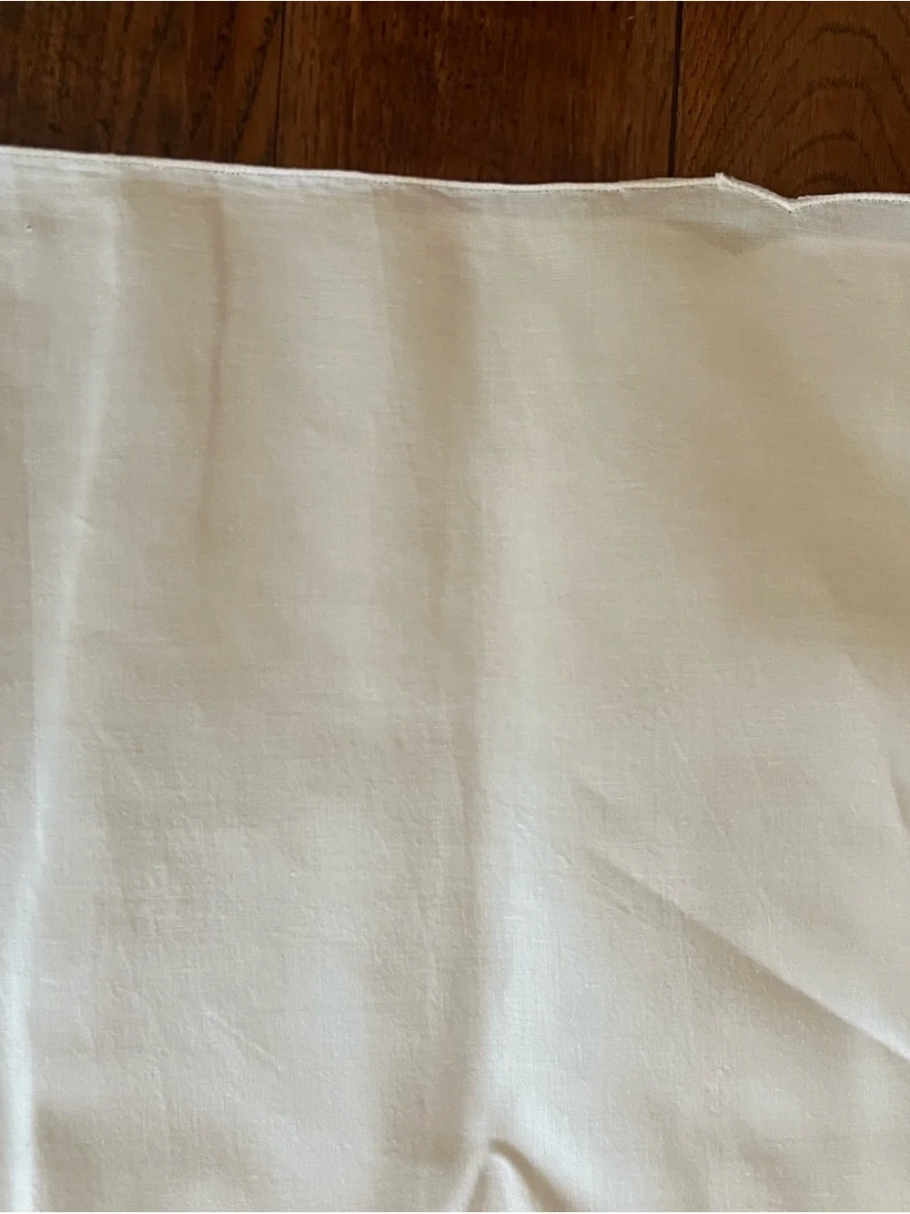 Neiman Marcus Napkins Dinner 100% Cotton with Crochet Corner White 21”x 22”